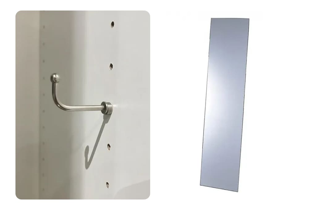 手軽なフック・実用性の高い鏡の写真