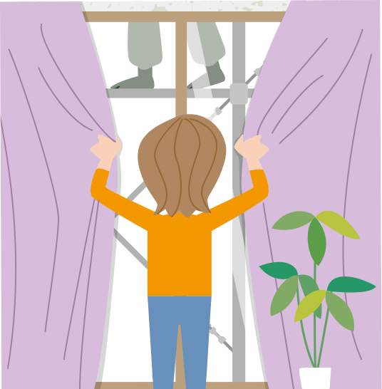 （イメージ画像）カーテンを閉める｜大規模修繕工事中の毎日に安心を　暮らしの防犯と「足場警備」
