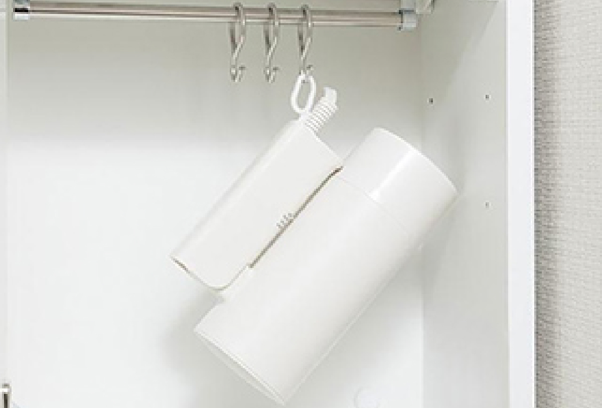 ドライヤーフック 鏡裏のドライヤー収納