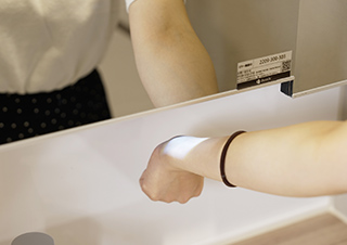 洗面空間で健康情報を収集