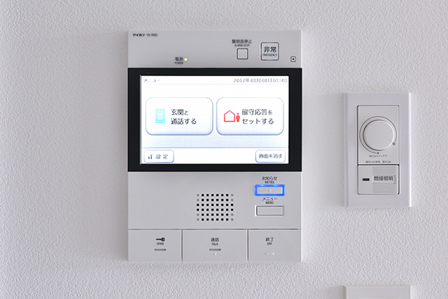 カラーモニター付インターホン