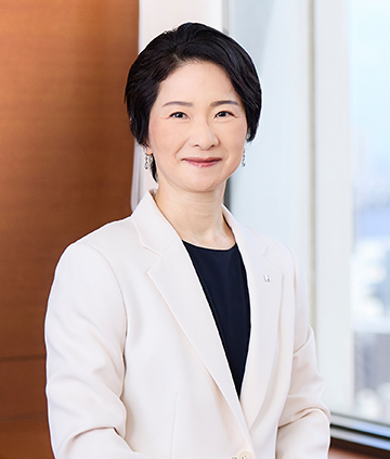 取締役執行役員 経営管理部門サステナビリティ推進担当 兼 グループシニア事業管掌 吉村 直子