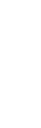 　たまたま以前住んでいたマンションの前を通りかかった時のことである。明かりが灯った一階のその部屋から、突然火がついたような男の子の泣き声が聞こえた。何事？しかし泣き声はすぐに止んだ。中から「ほらほら泣かない。タケシは強い子だもの」という、若い母親の声がした。10年前、この部屋で同じ事を言っていた母親がいたなと、私は苦笑いした。台所の窓からは、夕餉の準備の湯気が立ち上がっているのが見えた。自宅で夕食を食べながら思った。大丈夫、あの家族は。だって台所に湯気が上がっていたもの。夕暮れにあたたかな湯気が上がっている家は大丈夫。私はいつもそう思っている。かつての私たちの家が「今も幸せそう」であることに、私はちょっとうれしくなった。