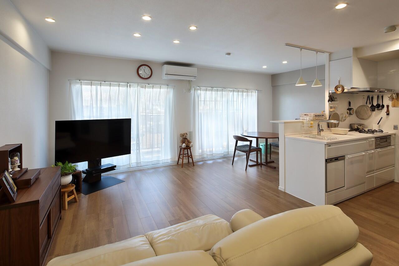 開放感あふれるリビングダイニング。マンションリフォーム。