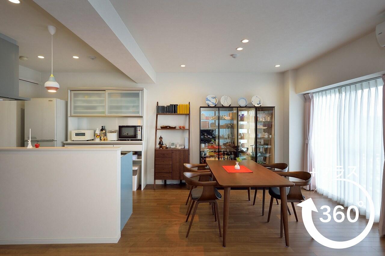 お子様の独立を機に広々とした空間へリノベーション。明るいリビング。