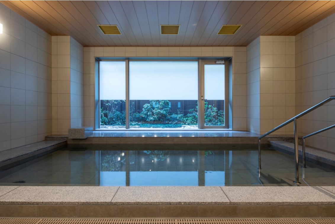 人工温泉大浴場