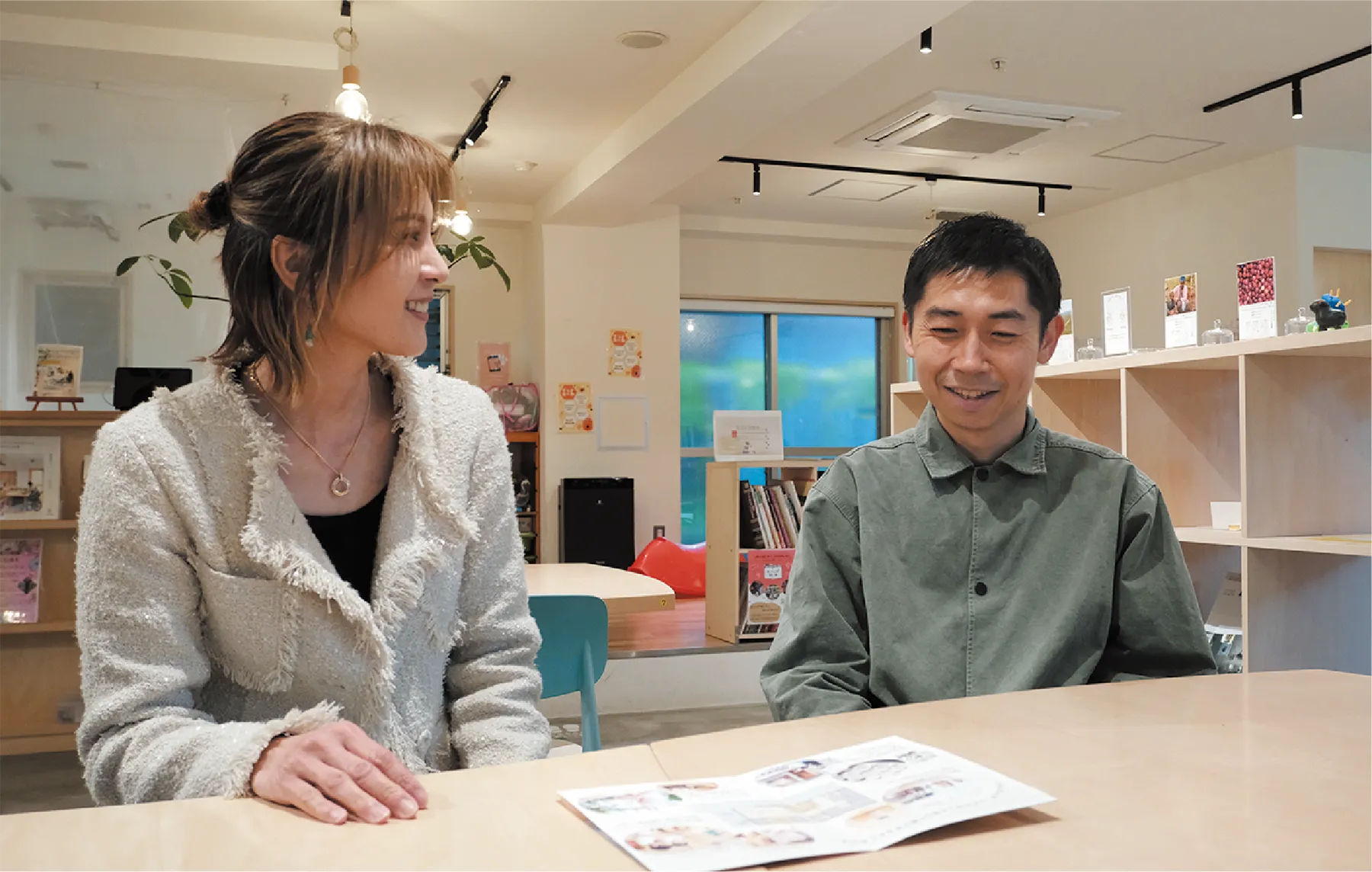 (左から)⻄岡さん、鯉⾕さん(筆者撮影)