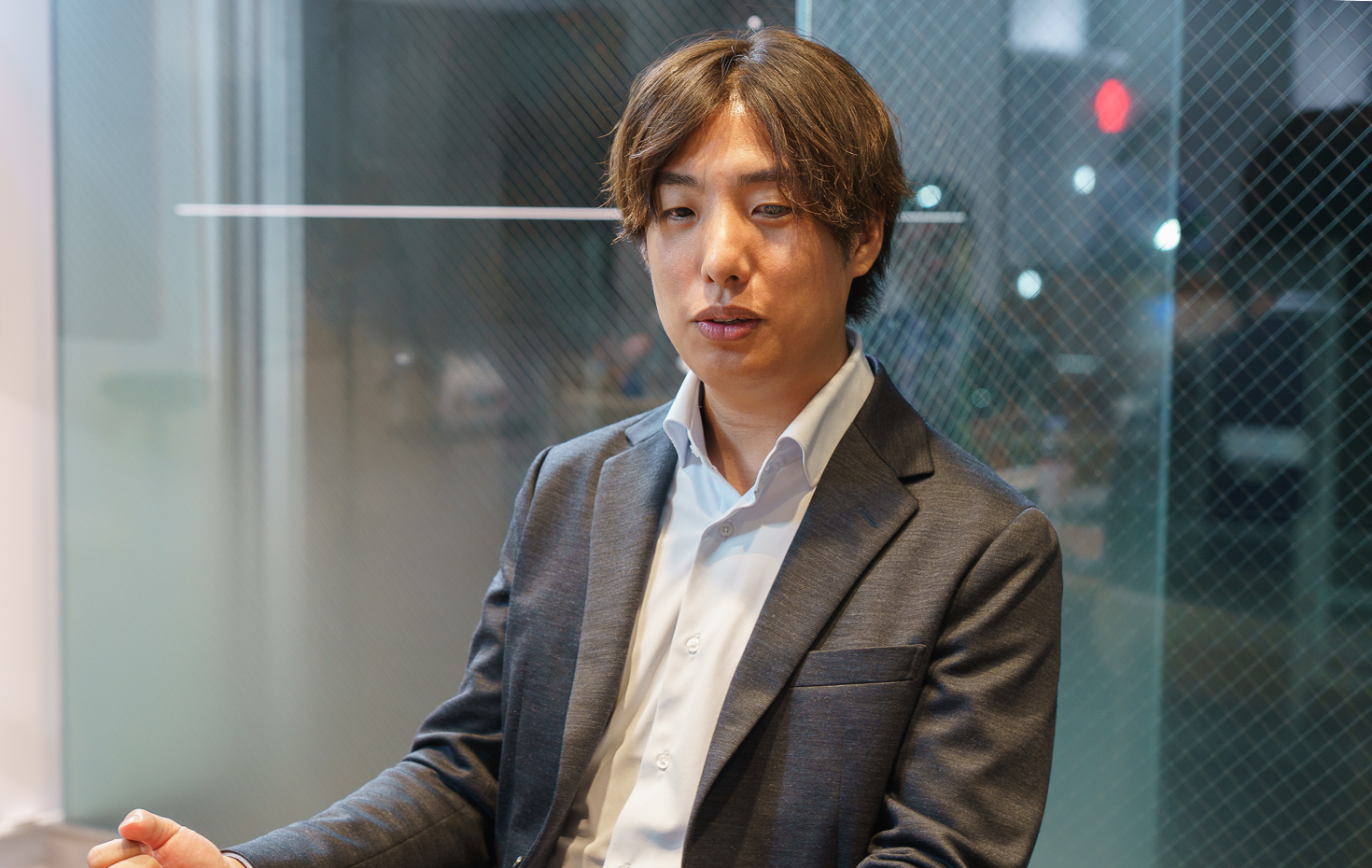 マンションの買い替えについて語る和田浩明さんの写真