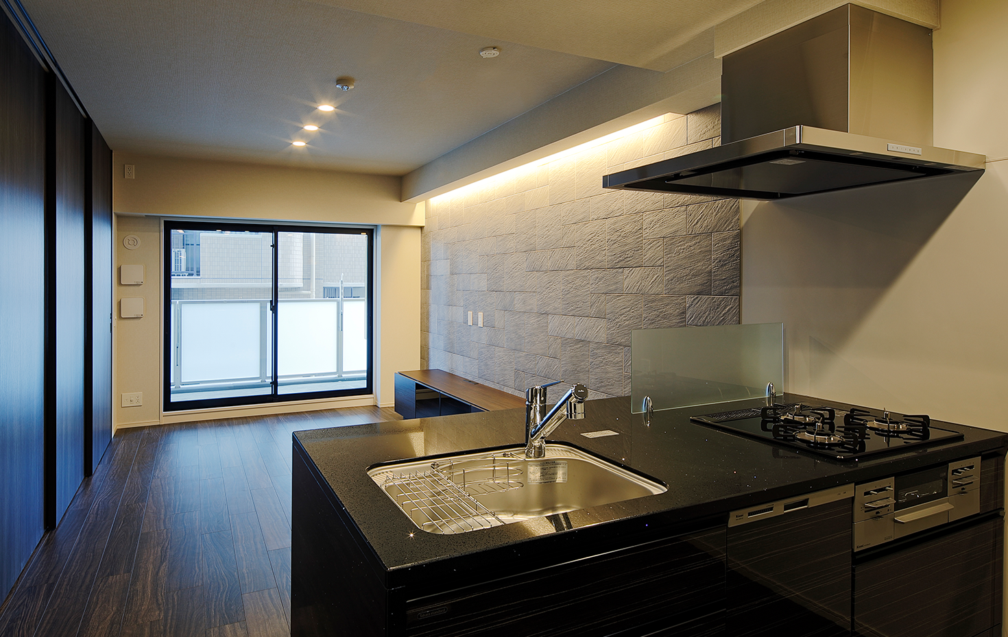 オープンハウスのペニンシュラキッチンの画像