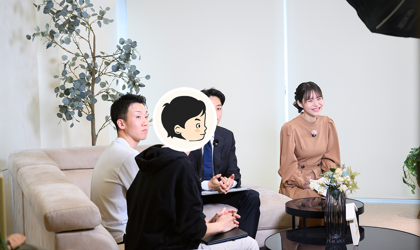 取材は、東京近郊不動産マニアのYouTubeチャンネル収録後に行った。マンション愛の強い４名のトークを引き出すMCとして、番組内で進行を務めていたのがぽぽちゃんさん
