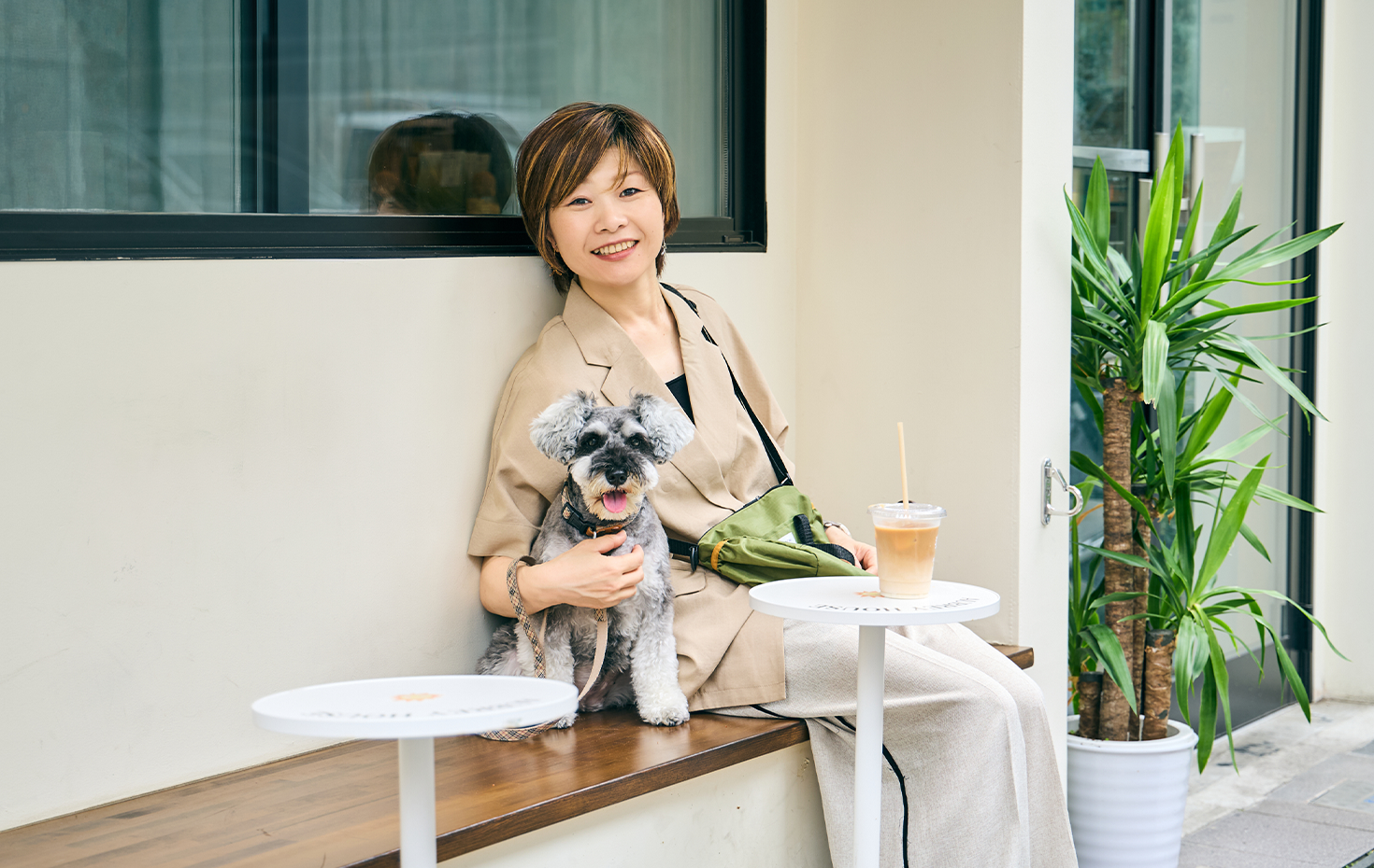 愛犬が安心・安全でストレスを感じない環境づくりの鉄則は「基本のしつけと室内環境＋頼れるモノの活用＋コミュニケーション」だという