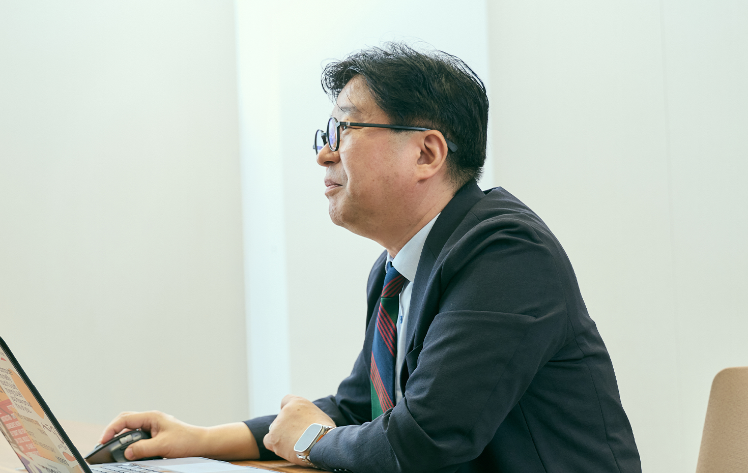 金明中先生プロフィール