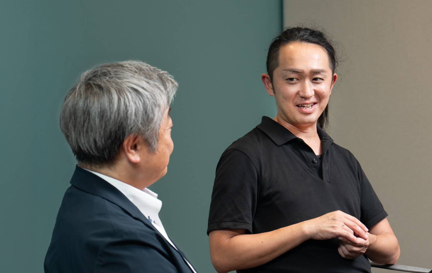 初対面のお二人だったが、データのプロ・現場のプロとして互いの見立てに頷き合う場面も多く、対談は終始和やかに進んだ