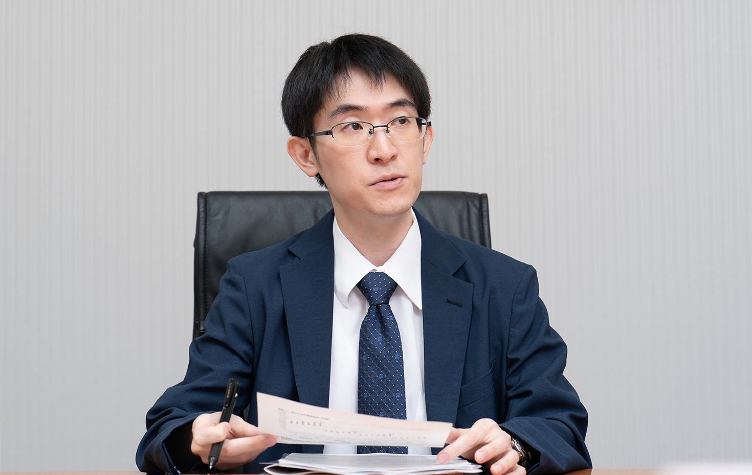2026年４月に立ち上げたばかりだというMUFG不動産研究所。東郷さんは「不動産に関する情報を体系的に集め、企業の戦略立案に役立つ発信の強化を目的にしている」と話す