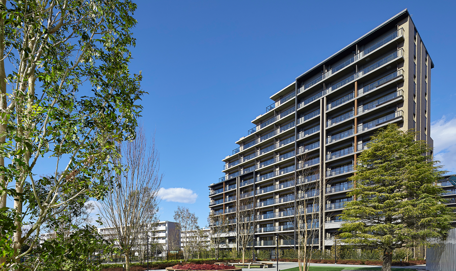      ホ号棟建て替え後の建物は、2025年10月に完成した