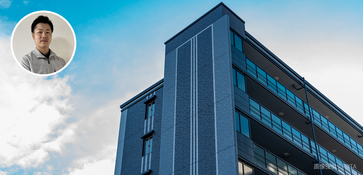 影のかかったマンションの外観