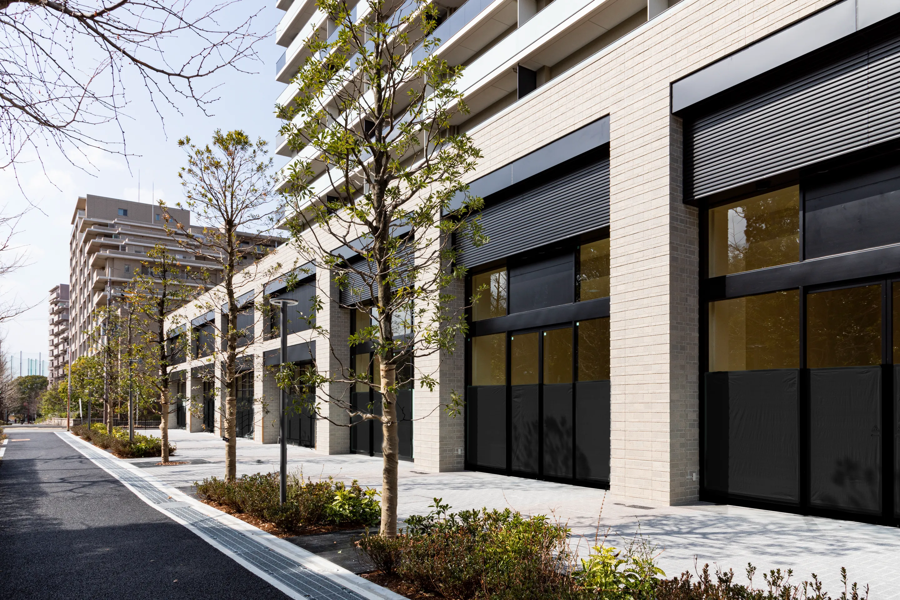 東街区 外構・店舗外観